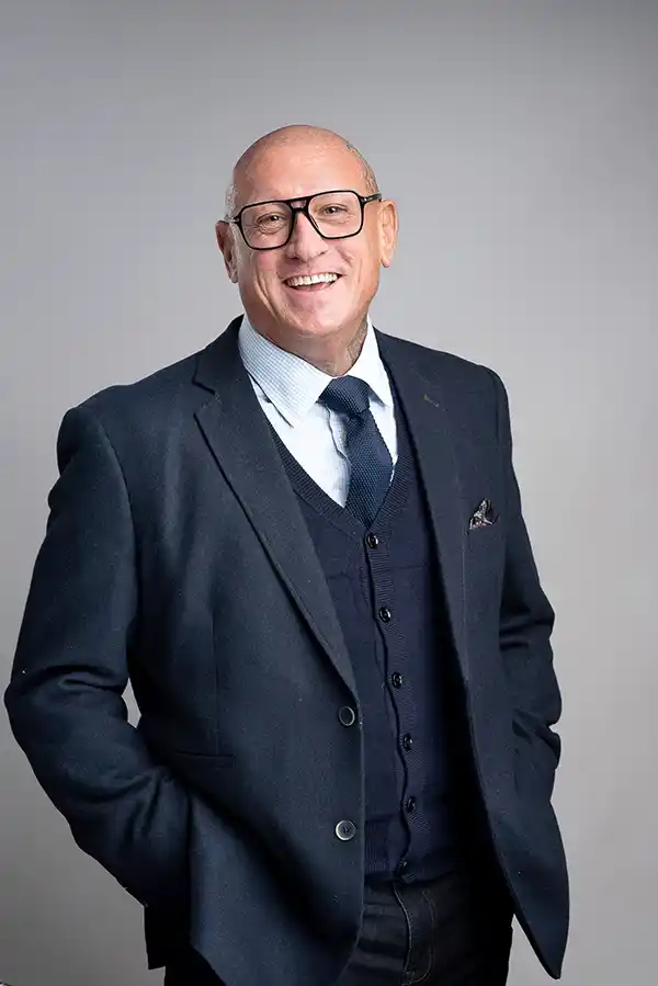 glenn-dobson